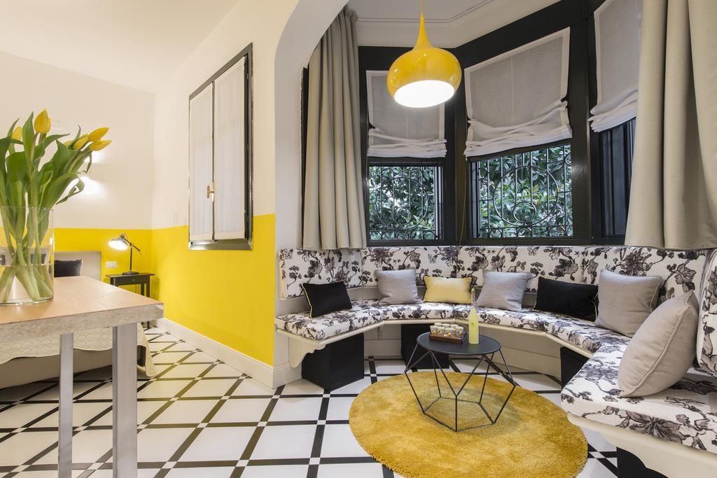 Suite Home Milano Fiera Exterior foto