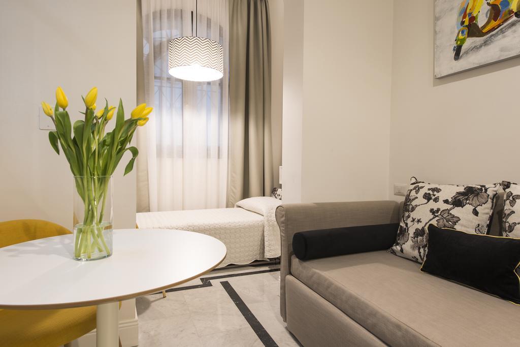Suite Home Milano Fiera Exterior foto