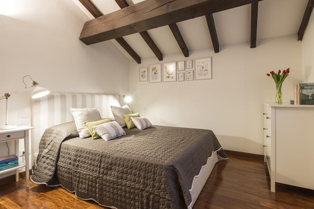 Suite Home Milano Fiera Exterior foto